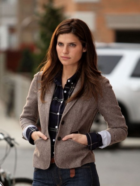 Lake Bell Fotoğrafı