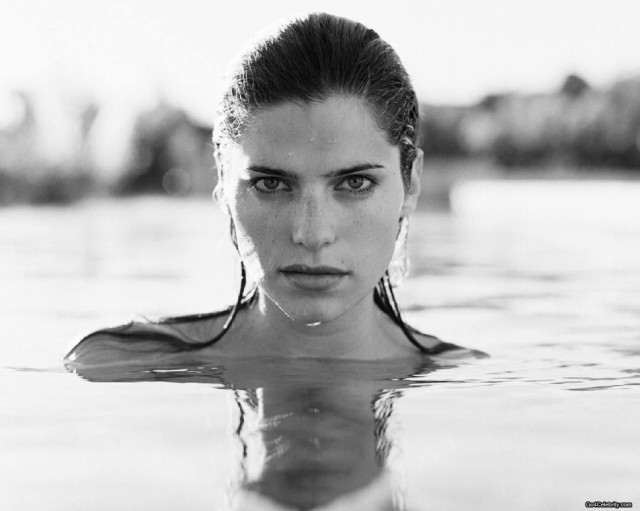 Lake Bell Fotoğrafları 396