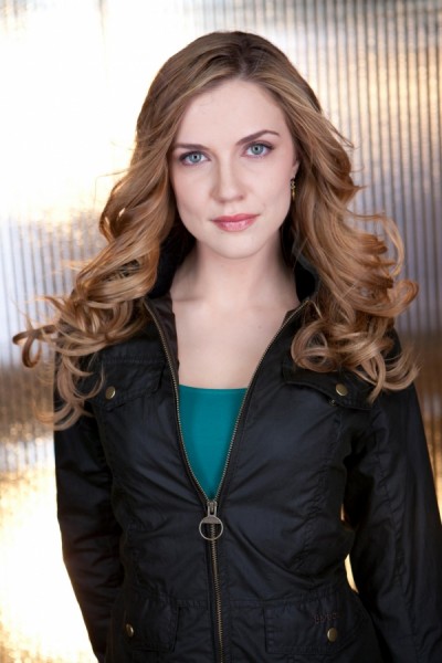 Sara Canning Fotoğrafları 20