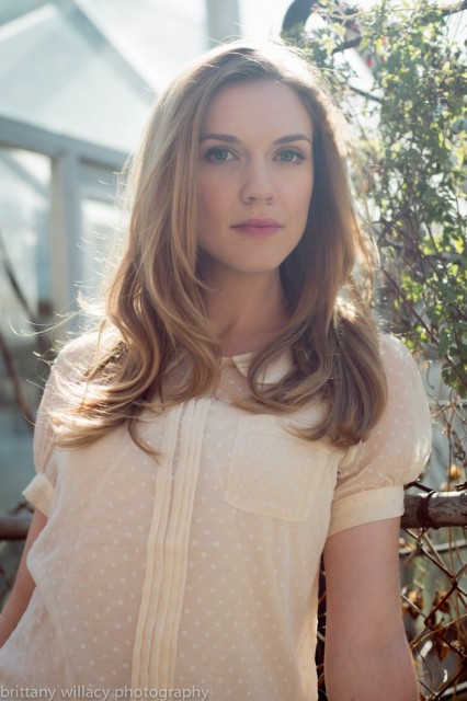 Sara Canning Fotoğrafları 36