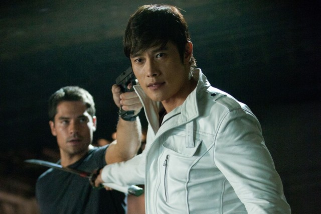 Lee Byung-hun Fotoğrafı