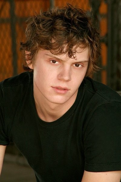 Evan Peters Fotoğrafları 5