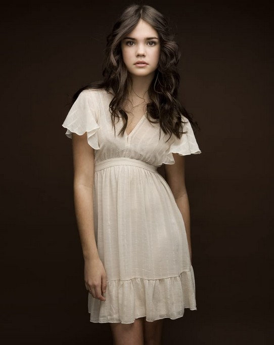 Maia Mitchell Fotoğrafları 19