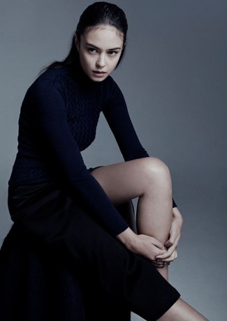 Courtney Eaton Fotoğrafı