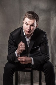 Alec Utgoff Fotoğrafı