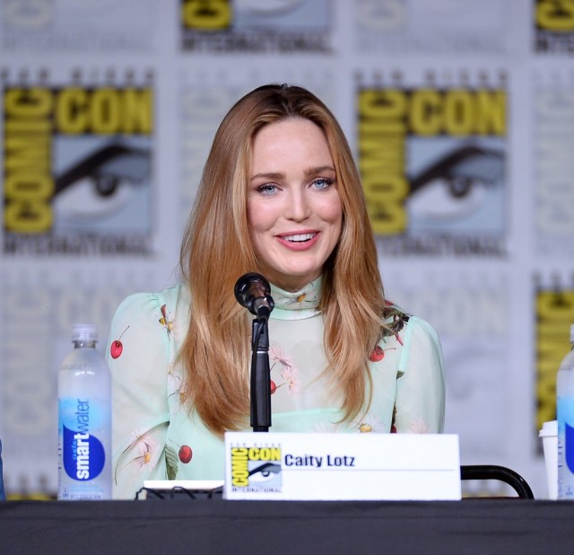 Caity Lotz Fotoğrafı