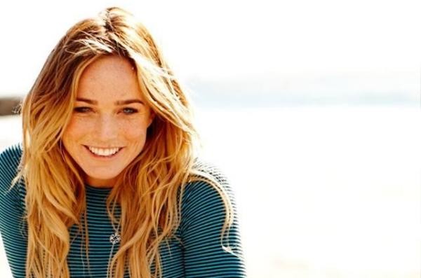 Caity Lotz fotoğrafı