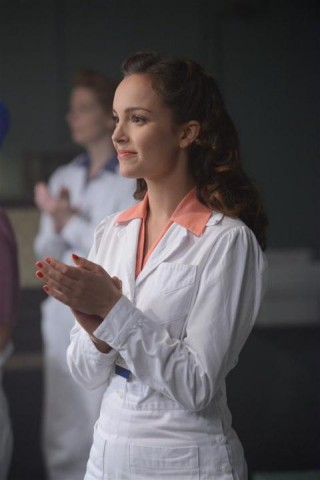 Jodi Balfour Fotoğrafı