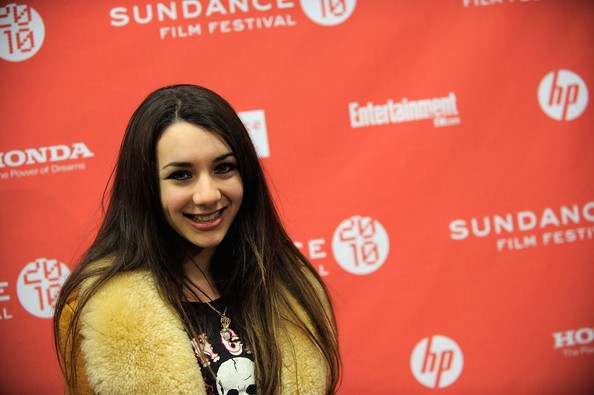 Hannah Marks Fotoğrafları 14