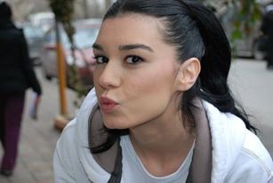 Burcu Kıratlı Fotoğrafı