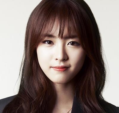 Lee Yeon-Hee Fotoğrafı