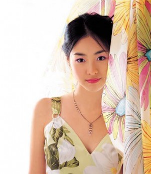 Lee Yeon-Hee Fotoğrafı