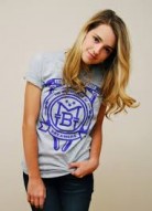 Katelyn Tarver Fotoğrafı