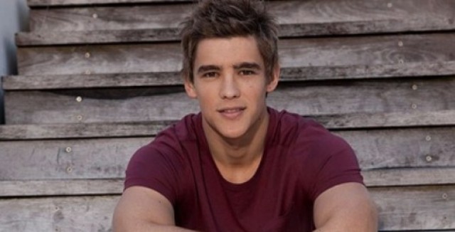 Brenton Thwaites Fotoğrafları 4