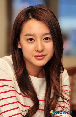 Kim Ji-won Fotoğrafı