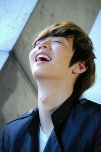 Sun Woong Fotoğrafı