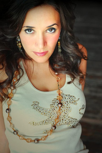 Victoria Cruz Fotoğrafı