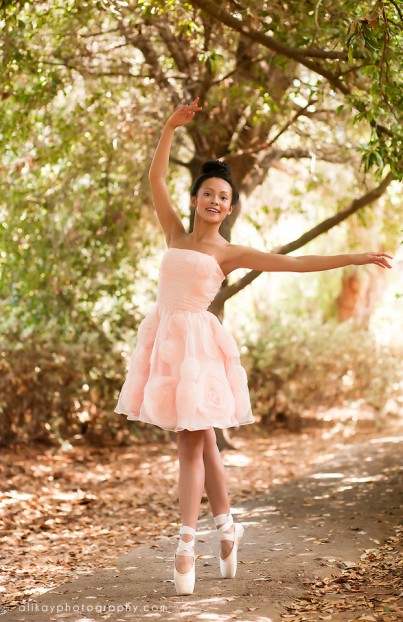 Ysa Penarejo Fotoğrafı