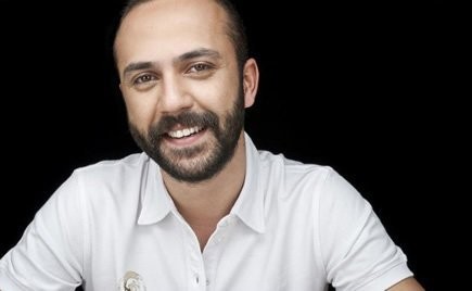 Sarp Akkaya Fotoğrafı