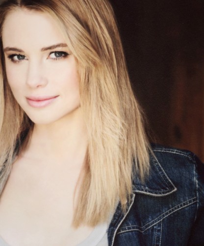 Lucy Fry Fotoğrafları 22