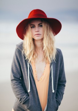 Lucy Fry Fotoğrafları 60