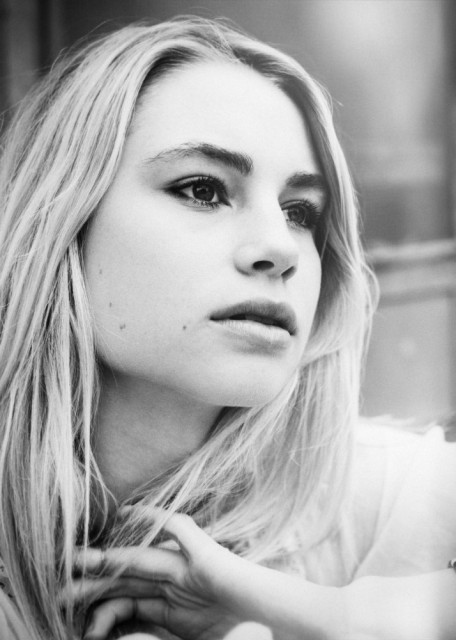 Lucy Fry Fotoğrafları 70