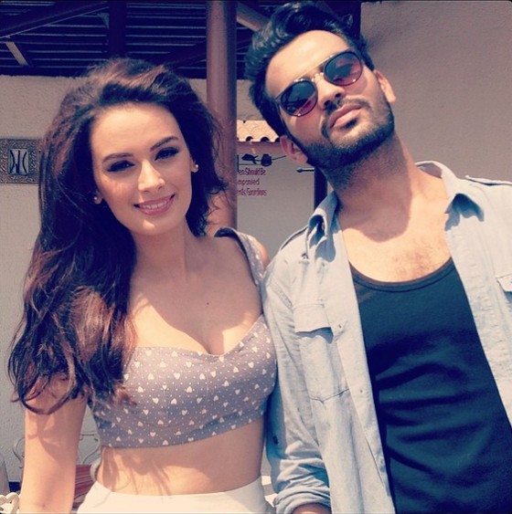 Evelyn Sharma Fotoğrafı