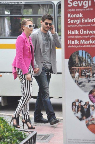 Serenay Sarıkaya Fotoğrafı