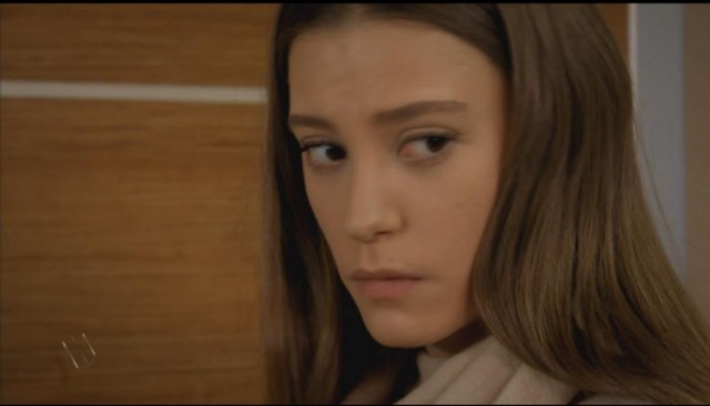 Serenay Sarıkaya Fotoğrafı