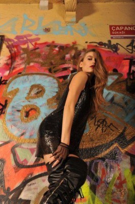 Serenay Sarıkaya Fotoğrafı