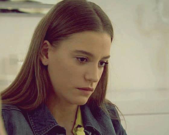 Serenay Sarıkaya Fotoğrafı