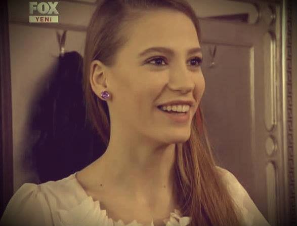 Serenay Sarıkaya Fotoğrafı