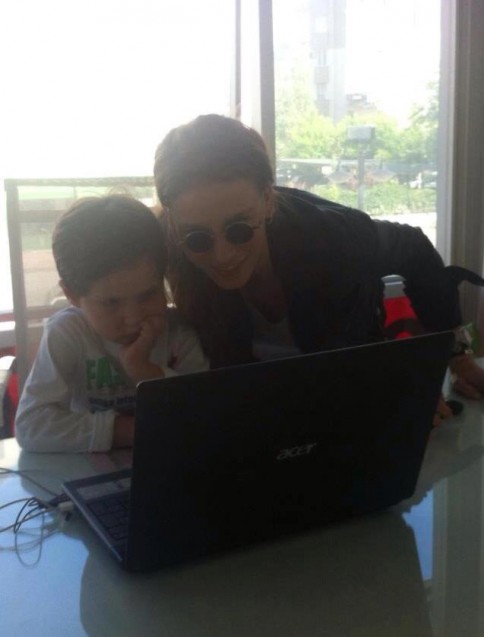 Serenay Sarıkaya Fotoğrafı