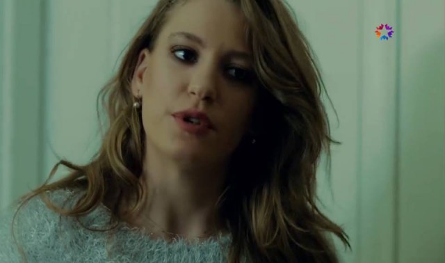 Serenay Sarıkaya Fotoğrafları 864