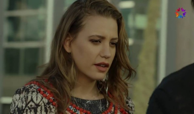 Serenay Sarıkaya Fotoğrafı