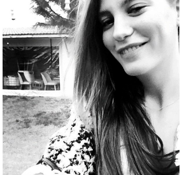 Serenay Sarıkaya Fotoğrafı