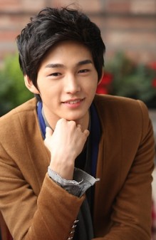 Lee Won-geun Fotoğrafları 5