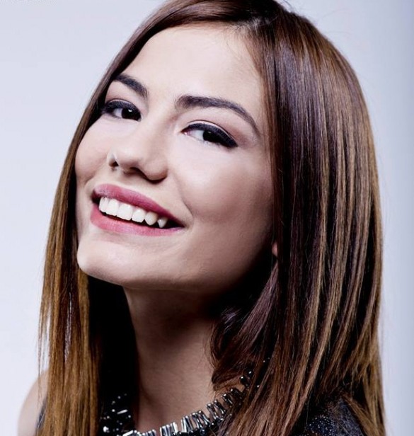 Demet Özdemir Fotoğrafı