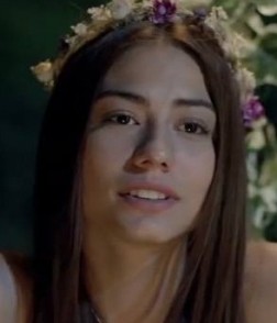 Demet Özdemir Fotoğrafı