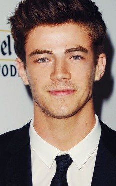 Grant Gustin Fotoğrafı
