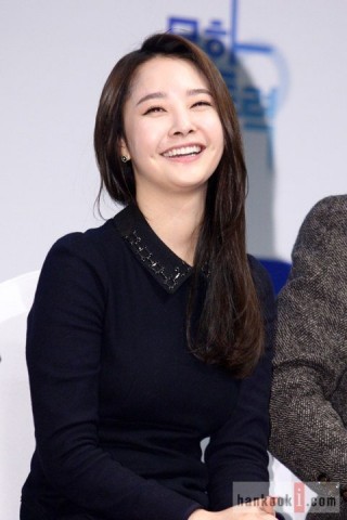 Woo Hee Fotoğrafı