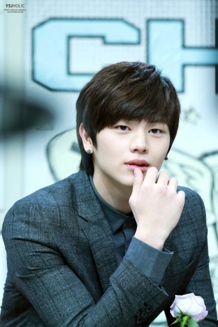 Yook Sung-Jae Fotoğrafları 1