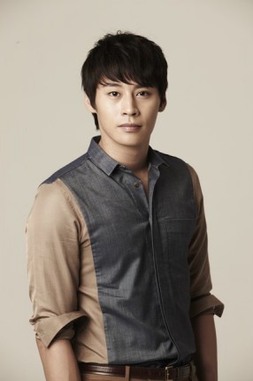 Jung Eun-woo Fotoğrafı