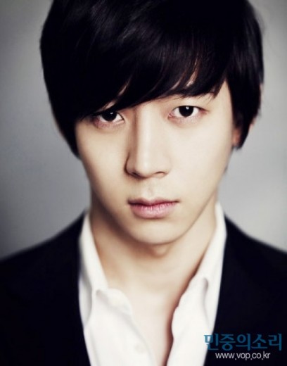 Park Yoo-Hwan Fotoğrafı
