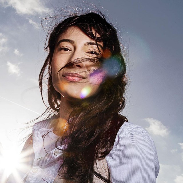 Esra İnal fotoğrafı