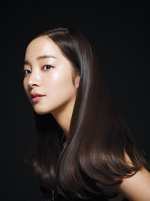 Jo Min-Seo fotoğrafı