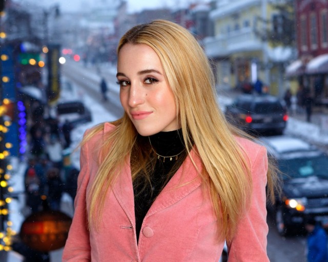 Harley Quinn Smith Fotoğrafları 16