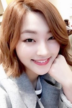 Ji Yi-Soo Fotoğrafları 1