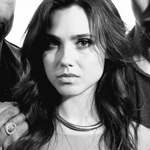 Poppy Drayton Fotoğrafı