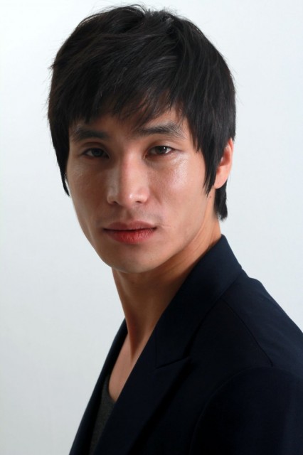 Lee Kyeong-heon Fotoğrafı